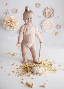 Adelaide based Accredited Professional Photographer Jennifer White Photography Cake Smash Photo Shoot