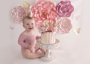Adelaide based Accredited Professional Photographer Jennifer White Photography Cake Smash Photo Shoot