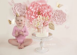 Adelaide based Accredited Professional Photographer Jennifer White Photography Cake Smash Photo Shoot