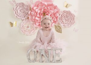 Adelaide based Accredited Professional Photographer Jennifer White Photography Cake Smash Photo Shoot