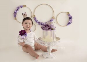 Adelaide based Accredited Professional Photographer Jennifer White Photography Cake Smash Photo Shoot