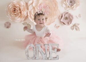 Adelaide based Accredited Professional Photographer Jennifer White Photography Cake Smash Photo Shoot
