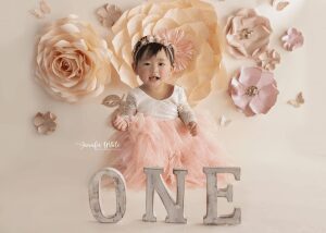 Adelaide based Accredited Professional Photographer Jennifer White Photography Cake Smash Photo Shoot