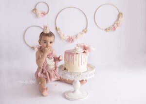 Adelaide based Accredited Professional Photographer Jennifer White Photography Cake Smash Photo Shoot