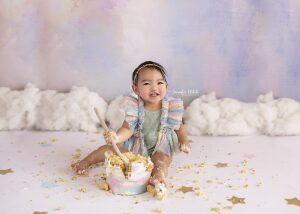 Adelaide based Accredited Professional Photographer Jennifer White Photography Cake Smash Photo Shoot