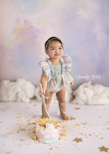 Adelaide based Accredited Professional Photographer Jennifer White Photography Cake Smash Photo Shoot